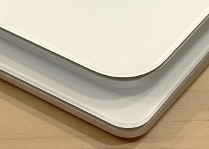 Apple Magic Trackpad 前世代の Magic Trackpadと比較してみた Apple Magic Trackpad 前世代の Magic Trackpadと比較してみた
